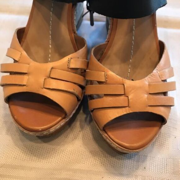 DV DOLCE VITA Brown Black Leather Buckle Platform Wedge Cork Heels Sandals 8 - Picture 6 of 9